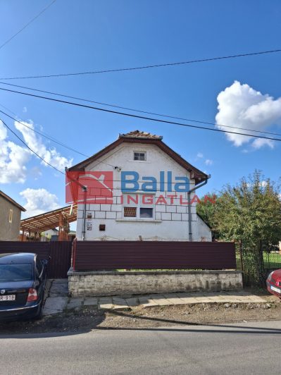 Eladó 97 m²-escsaládi ház Ózd, Szentsimoni út: 17'000'000 Ft