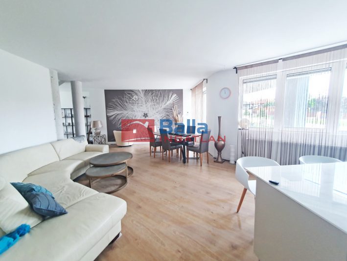 Eladó 200 m²-esikerház Pécel, Pécel: 134'900'000 Ft