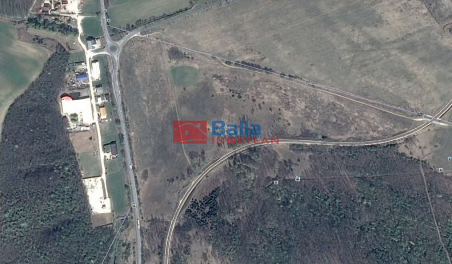 Eladó 158440 m²-estelek Pilisjászfalu, Befektetés: 1'584'400'000 Ft