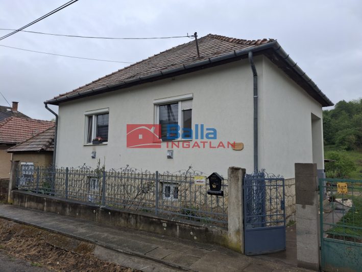 Eladó 90 m²-escsaládi ház Sajómercse, Rákóczi út: 16'000'000 Ft
