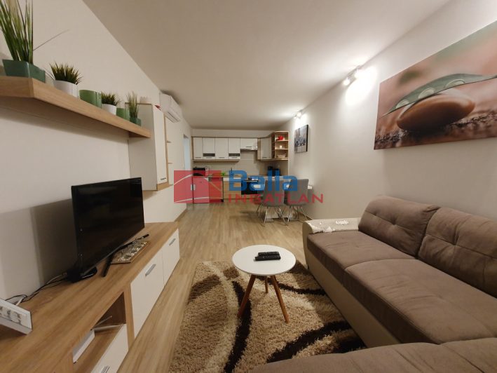 Eladó 54 m²-estársasházi lakás Siófok (Ezüstpart) , Liszt Ferenc sétány: 84'000'000 Ft