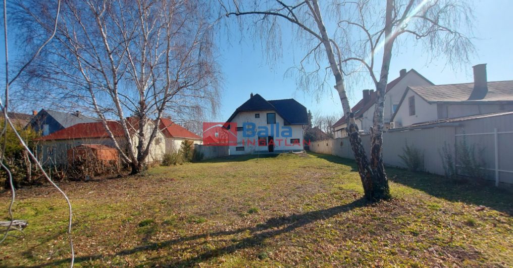 Siófok (Siófok) - Kedvelt utca:  160 m&sup2;-es családi ház   (119'900'000 ,- Ft)