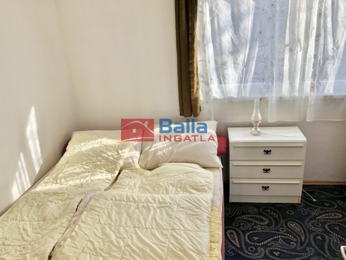 Siófok - Szabadifürdő:  70 m&sup2;-es üdülő   (65'000'000 ,- Ft)