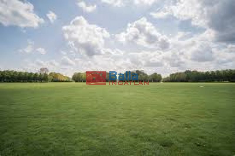 Eladó 4514 m²-estelek Székesfehérvár, Budai utca: 198'616'000 Ft