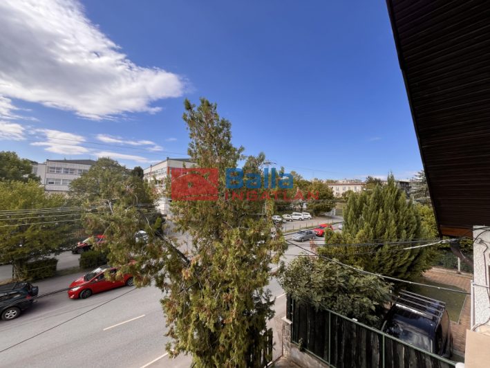 Szentendre - Kálvária utca:  180 m&sup2;-es ikerház   (99'000'000 ,- Ft)