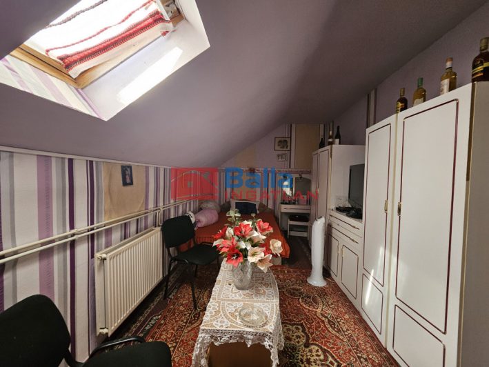 Eladó 230 m²-escsaládi ház Szigetszentmiklós, Kakukkfű utca: 75'000'000 Ft