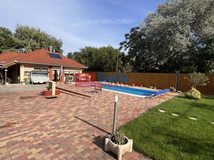 Eladó 98 m²-escsaládi ház Szigetszentmiklós (Kertváros) , Hant utca utca: 122'500'000 Ft