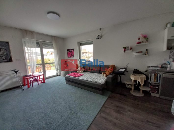 Taksony - Kárpáti Rudolf utca:  92 m&sup2;-es ikerház   (92'000'000 ,- Ft)