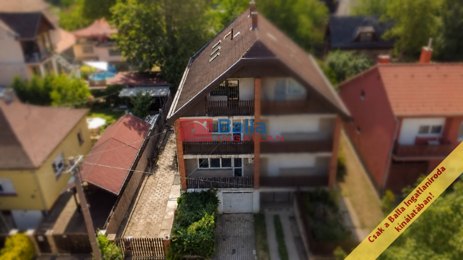 Eladó 185 m²-esikerház Vác, Bauer Mihály utca: 134'000'000 Ft