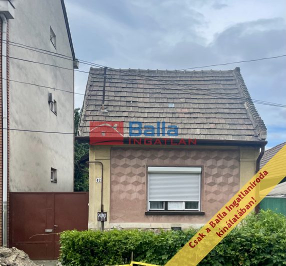 Eladó 60 m²-escsaládi ház Vác, Belváros: 63'000'000 Ft