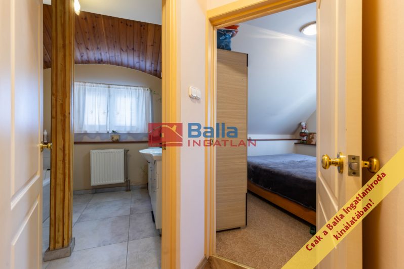 Eladó 82 m²-estársasházi lakás Vác, Cserje utca: 124'900'000 Ft