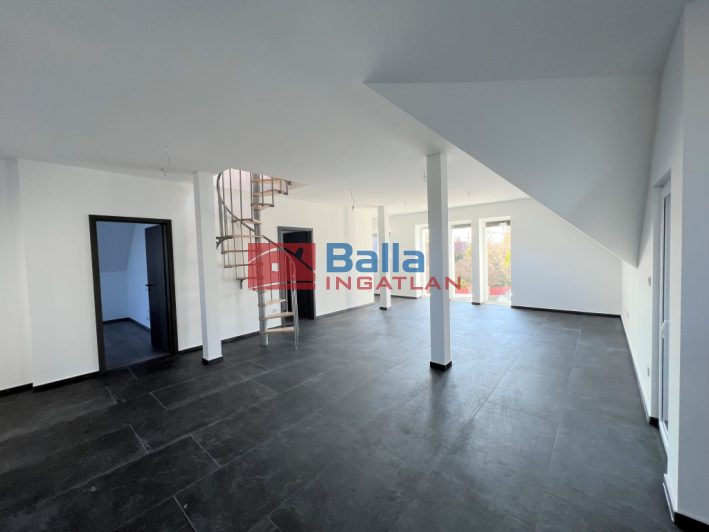 Eladó 160 m²-escsaládi ház Veresegyház, Salamon utca: 119'900'000 Ft