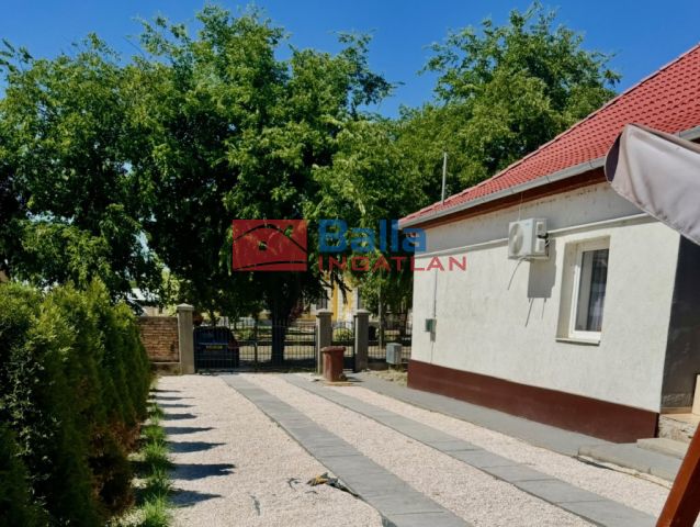 Apc - Központ utca:  136 m²-es családi ház   (49'900'000 ,- Ft)