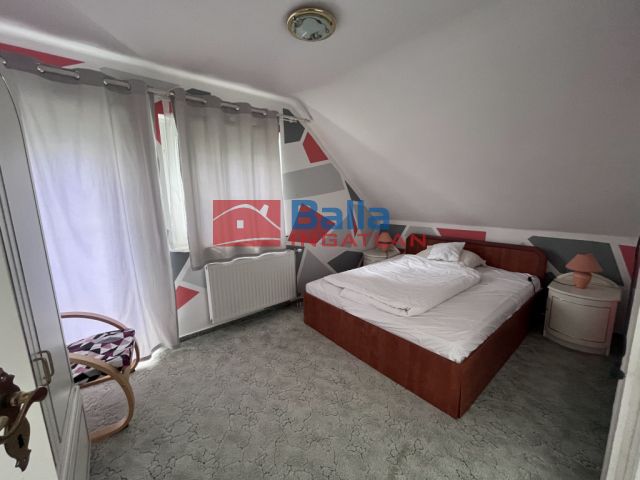 Balatonkeresztúr - Balatonhoz közel:  180 m²-es családi ház   (119'000'000 ,- Ft)