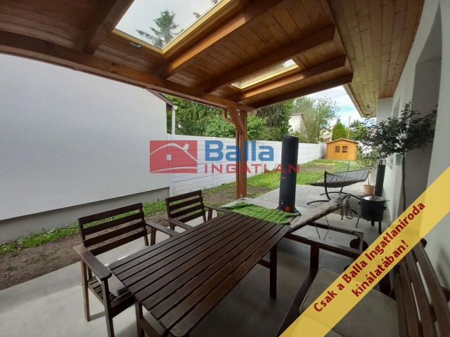 III. Kerület (Csillaghegy) - Botond utca:  96 m²-es családi ház