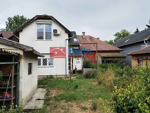 III. Kerület (Csillaghegy) - Körös utca közelében utca:  160 m²-es családi ház   (129'900'000 ,- Ft)
