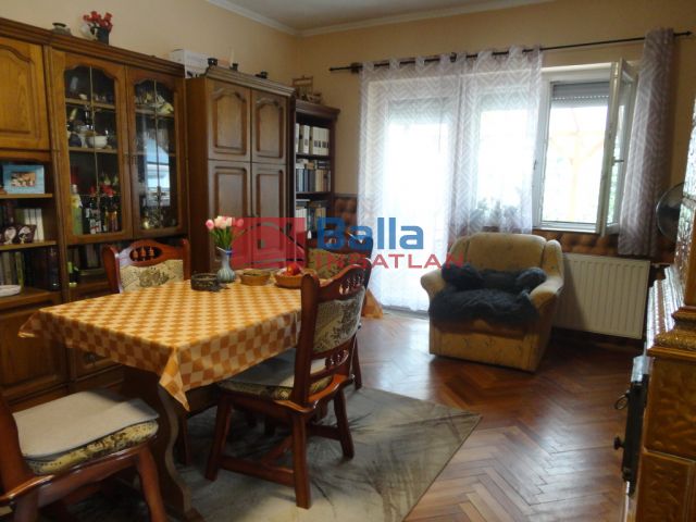 IV. Kerület (Székesdűlő) - Kálmos utca:  92 m²-es családi ház   (92'800'000 ,- Ft)