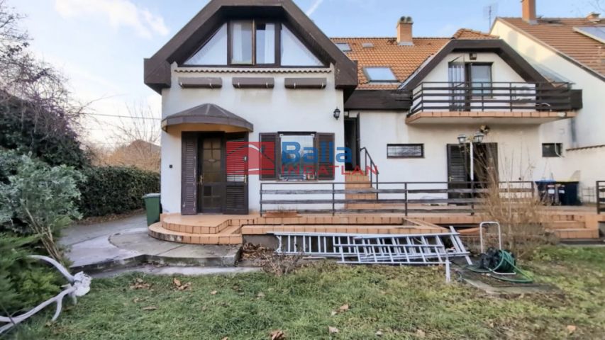 XI. Kerület (Kelenvölgy) - Kelenvölgyben többgenerációs családiház eladó!:  200 m²-es családi ház   (139'000'000 ,- Ft)