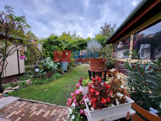 XVI. Kerület (Sashalom) - Sashalom:  160 m²-es családi ház   (198'900'000 ,- Ft)