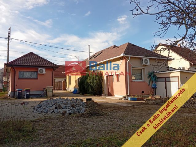 XVII. Kerület (Rákoscsaba) - Pesti út:  76 m²-es családi ház   (89'000'000 ,- Ft)