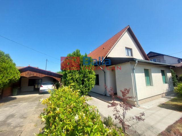 XVII. Kerület (Rákoscsaba Újtelep) - Rákoscsaba Újtelep:  136 m²-es családi ház   (93'000'000 ,- Ft)
