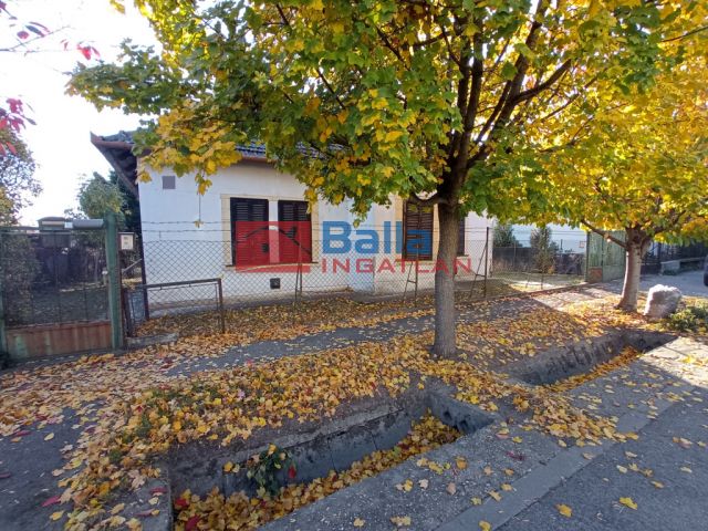 XVII. Kerület (Rákosliget) - VI utca:  90 m²-es családi ház   (76'900'000 ,- Ft)