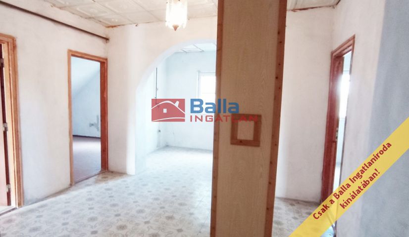 XVIII. Kerület (Gloriett telep) - Madarász utca:  180 m&sup2;-es családi ház   (110'000'000 ,- Ft)