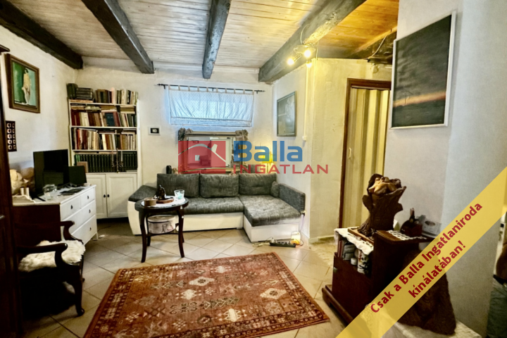 XXII. Kerület (Nagytétény) - Nagytétény központjában csendes utca:  44 m&sup2;-es családi ház   (42'300'000 ,- Ft)