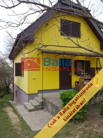 Csömör - Vízműsor utca:  100 m²-es családi ház   (99'900'000 ,- Ft)