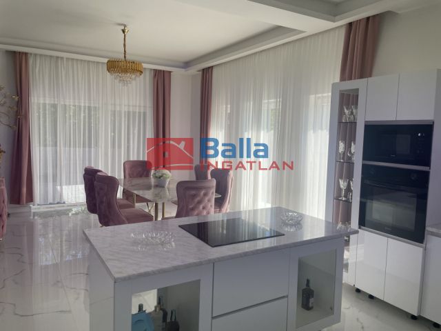 Ercsi - Dunapart utca:  116 m²-es családi ház   (84'900'000 ,- Ft)