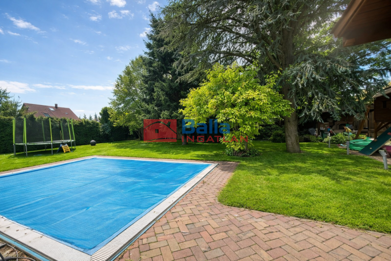 Fót - Fót-Kisalag,kétgenerációs családiház:  147 m&sup2;-es családi ház   (144'900'000 ,- Ft)