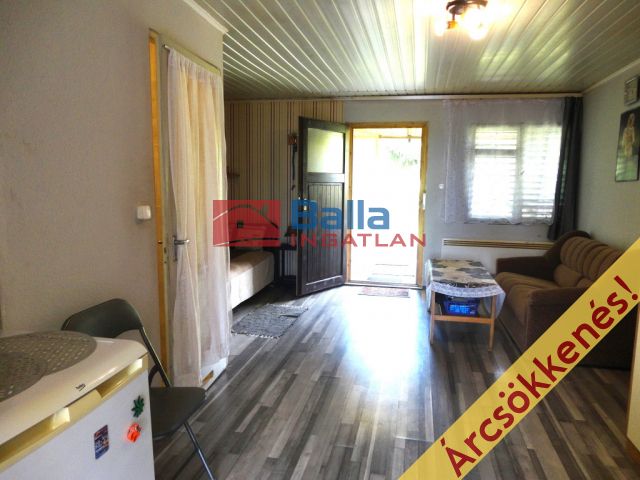Fót - Ibolya utca:  35 m²-es családi ház   (27'900'000 ,- Ft)