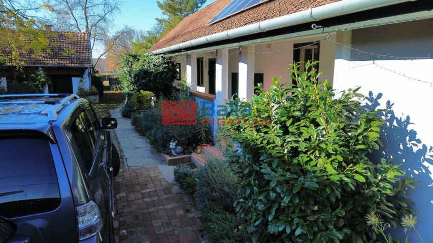 Gödöllő - NYARALJ OTTHON utca:  172 m²-es családi ház   (124'900'000 ,- Ft)