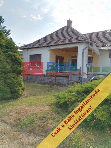 Heves - Fő út mellet:  108 m²-es családi ház   (42'000'000 ,- Ft)