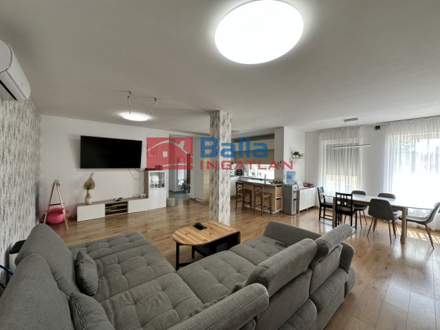 Inárcs - Központi elhelyezkedés:  144 m²-es családi ház   (135'000'000 ,- Ft)