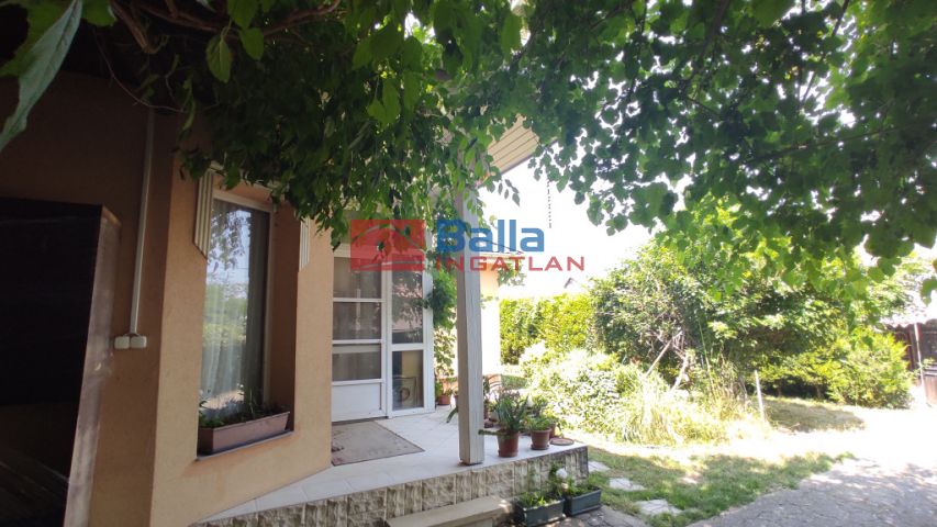 Iváncsa - Fő utca:  110 m²-es családi ház   (73'900'000 ,- Ft)
