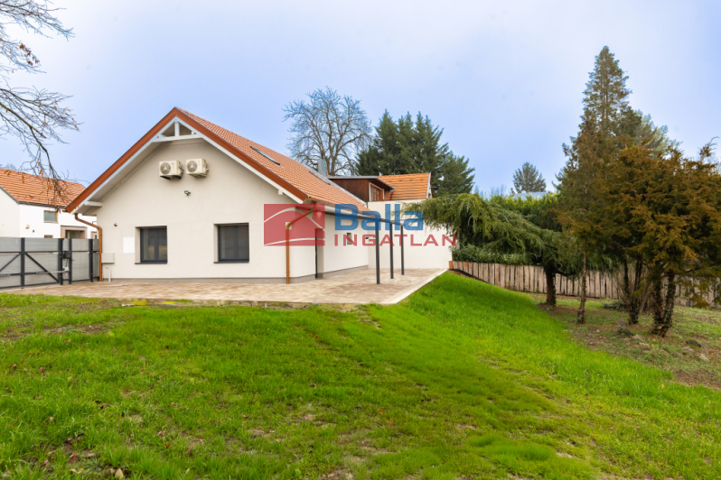 Leányfalu - Móricz Zsigmond utca:  140 m&sup2;-es családi ház   (129'900'000 ,- Ft)