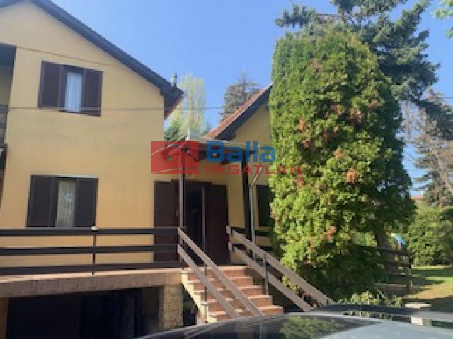 Leányfalu - Nyár utca közelében utca:  148 m²-es családi ház   (135'000'000 ,- Ft)