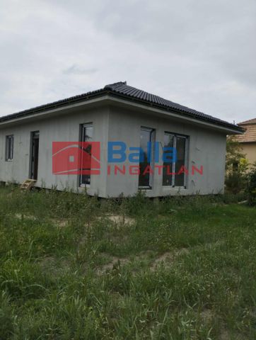 Makád - Petőfi utca:  71 m²-es családi ház   (38'500'000 ,- Ft)