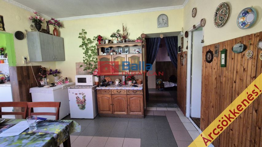 Mende - Kása völgy:  147 m²-es családi ház   (55'900'000 ,- Ft)