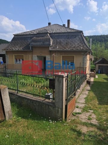 Nekézseny - Széchényi út:  120 m²-es családi ház   (29'500'000 ,- Ft)
