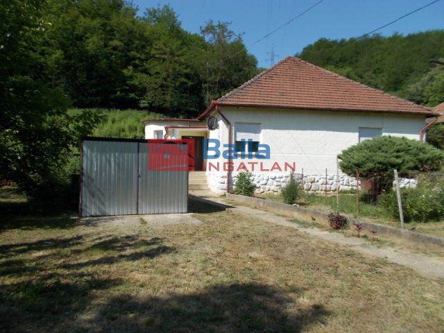 Ózd - Damjanich út:  90 m²-es családi ház