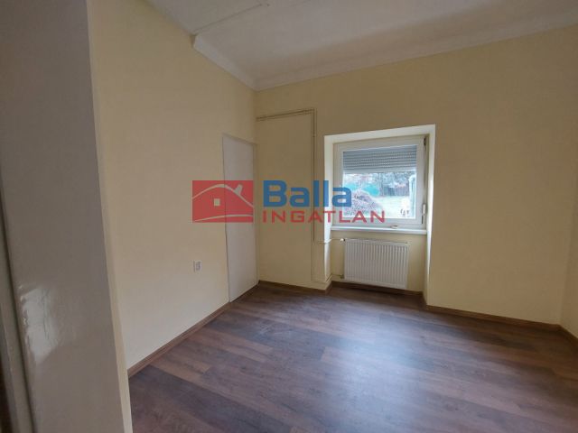 Pécel - Központ közeli:  93 m²-es családi ház   (84'900'000 ,- Ft)