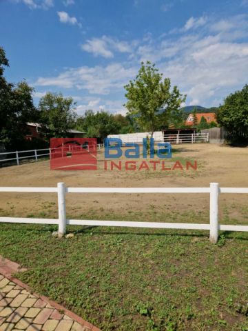 Pomáz - hargita utca utca:  170 m²-es családi ház   (149'900'000 ,- Ft)