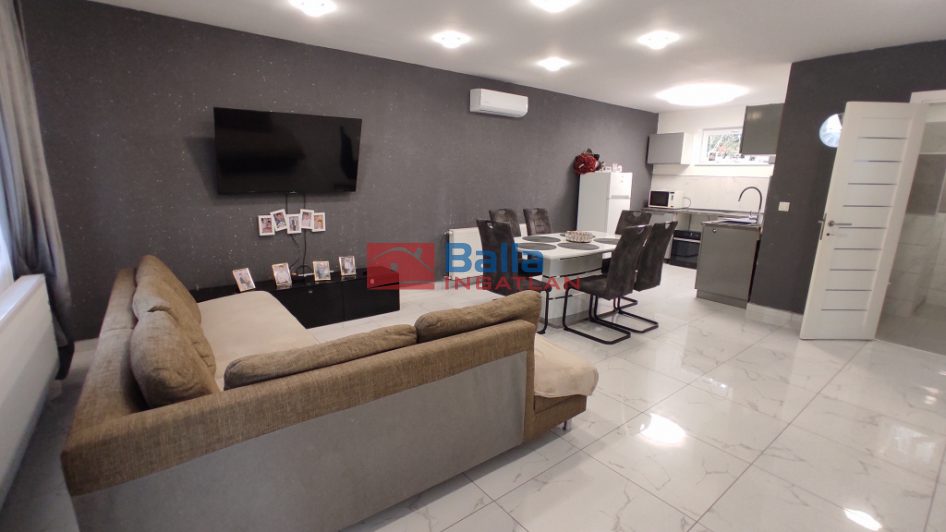 Pusztaszabolcs - Mária út:  75 m&sup2;-es családi ház   (61'900'000 ,- Ft)