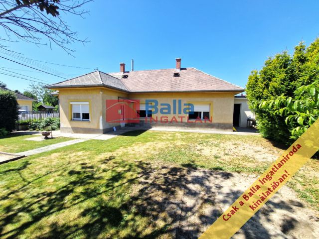 Székesfehérvár - Szakolcai utca:  79 m²-es családi ház   (69'000'000 ,- Ft)