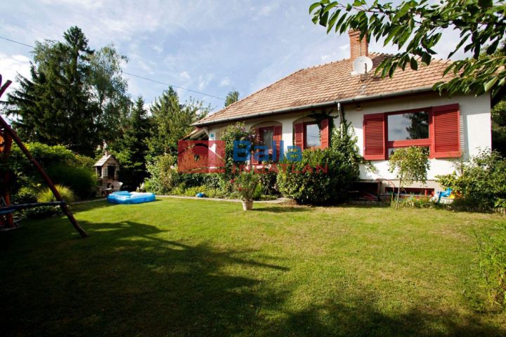 Szentendre - Óviz utca:  70 m²-es családi ház