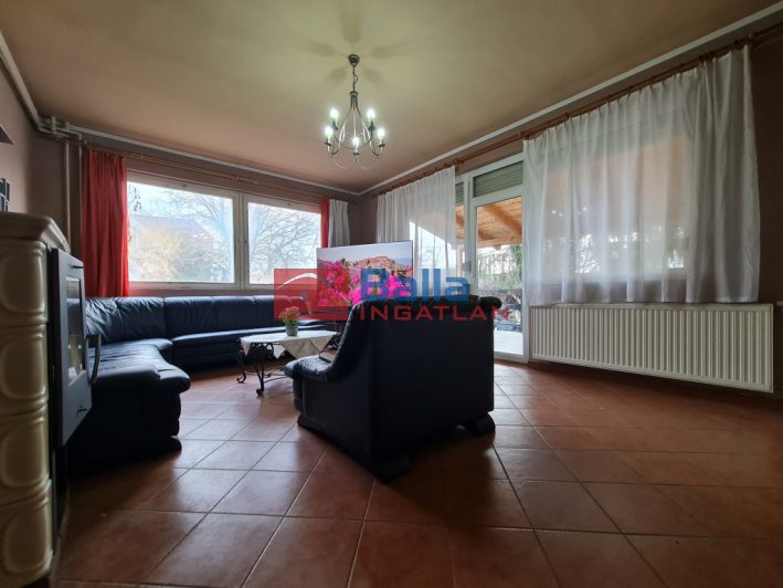 Szigetszentmiklós - Boglya utca:  170 m&sup2;-es családi ház   (128'000'000 ,- Ft)