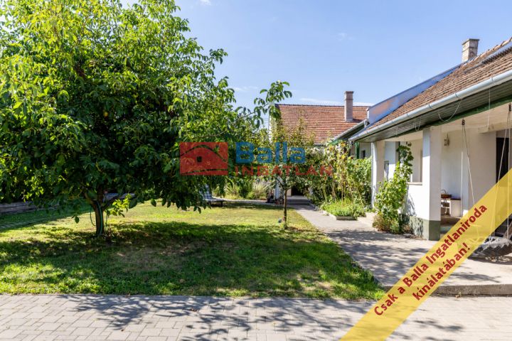 Sződ - Dózsa György út:  135 m²-es családi ház   (126'990'000 ,- Ft)