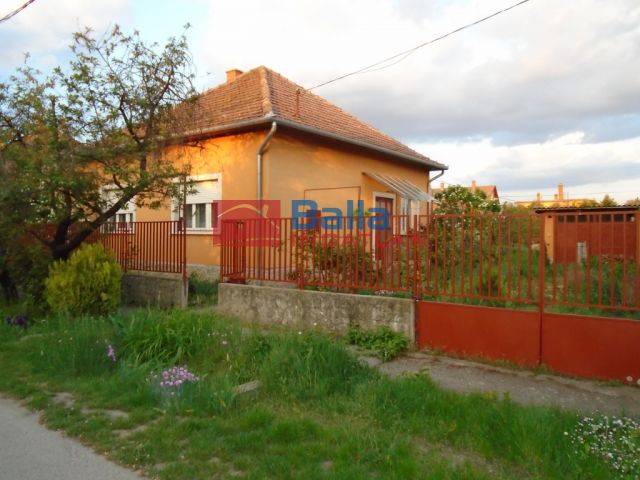 Tiszakécske - Hunyadi utca:  73 m²-es családi ház   (32'900'000 ,- Ft)